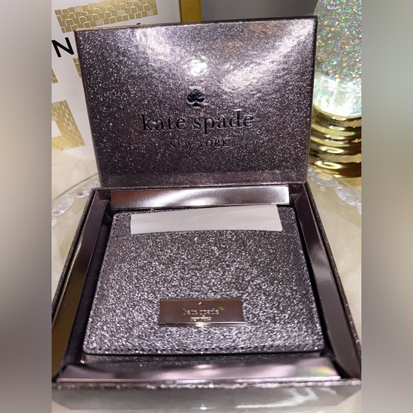 NWT Giftable Kate Spade Glitter Card Holder in Gift Box $99 retail - Picture 6 of 8